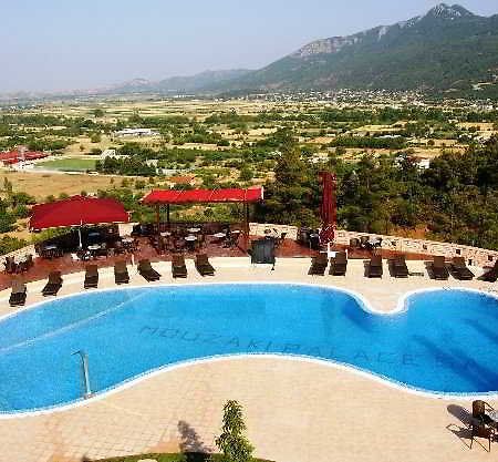 Mouzaki Palace Экстерьер фото
